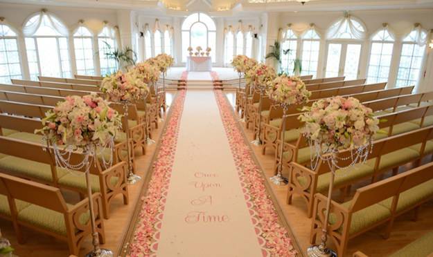 Grand_Floridian_Wedding_Pavillion_interior_view_