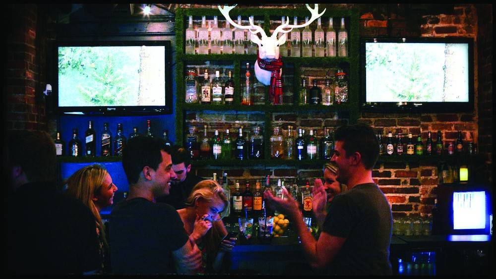 The 25 Best Hidden Bars In The Orlando Area