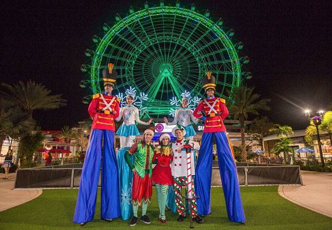 Orlando Eye Lights Up For The Holidays
