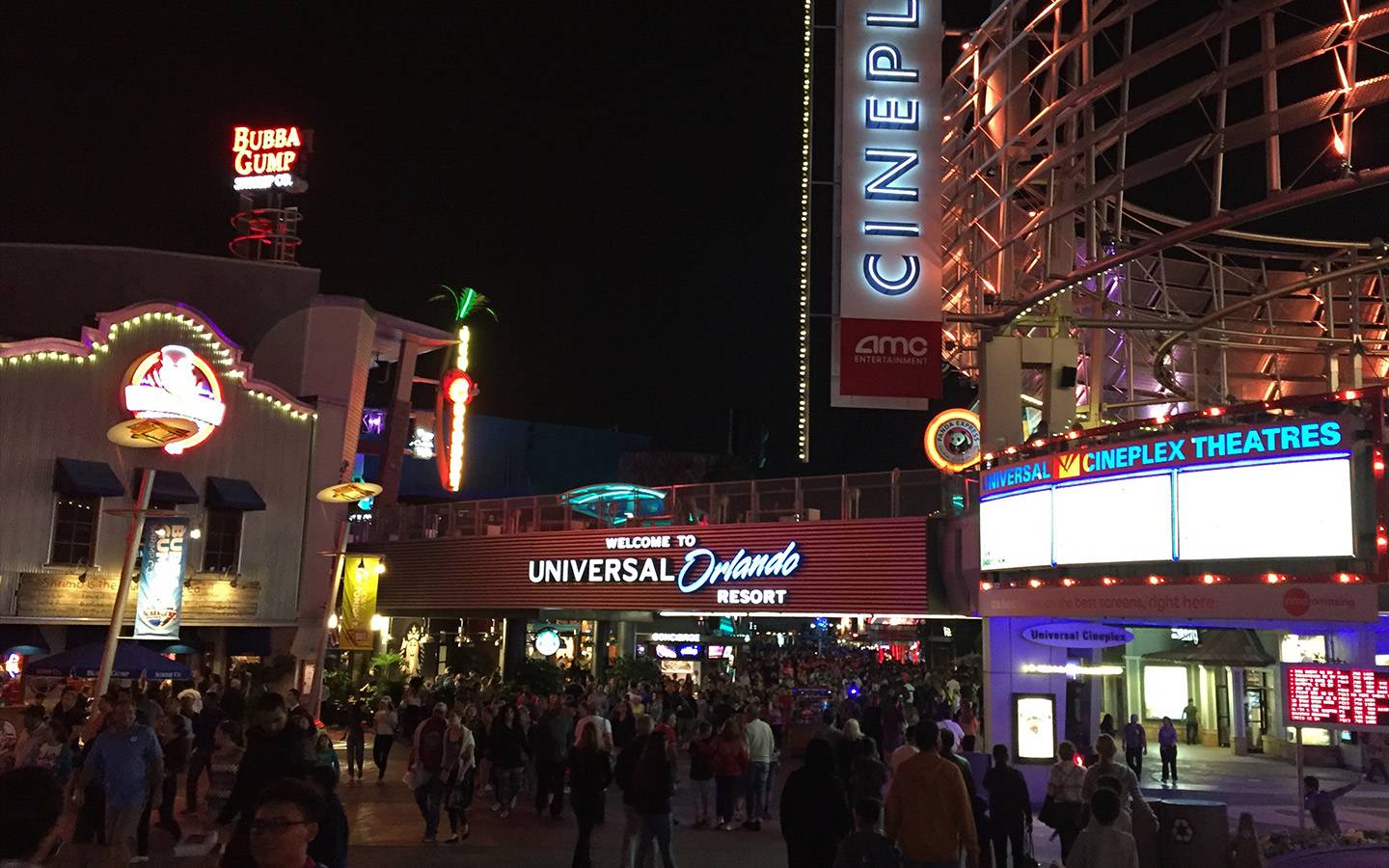 Treat Your Special Person to an Incredible Night Out at Universal CityWalk!