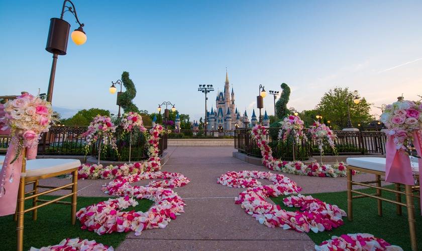 Disney World Offers Couples New Wedding Experience With Cinderella Castle In The Backdrop