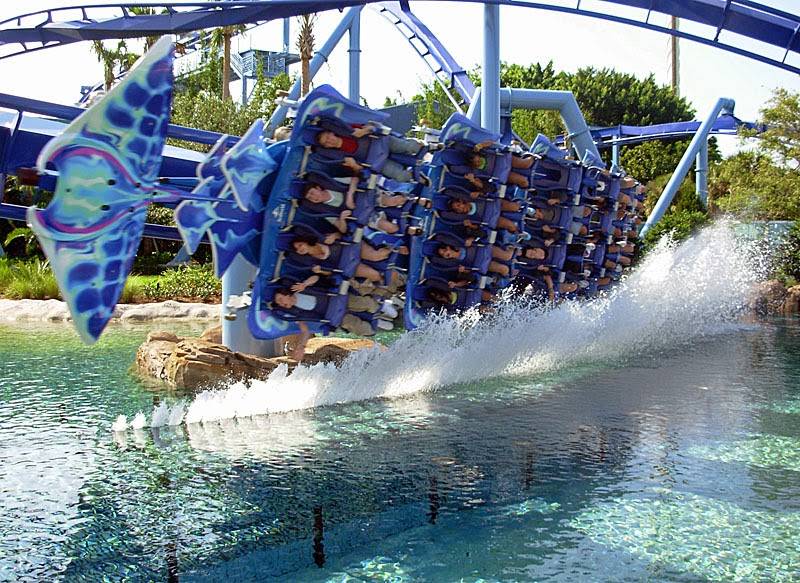 SeaWorld Mako coaster sideways closeup 