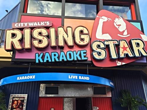 Universal Orlando’s Rising Star Karaoke
