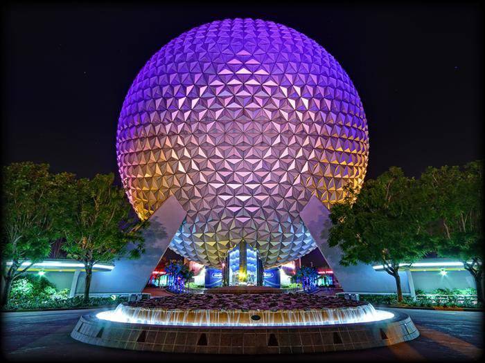 Epcot’s Future World-8 Places to Grab a Quick Bite!