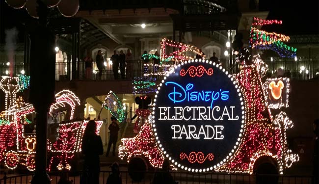 Final Farewell to the Mainstreet Electrical Parade