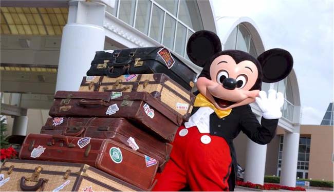 What 10 Things Should I Pack When Going to Disney?