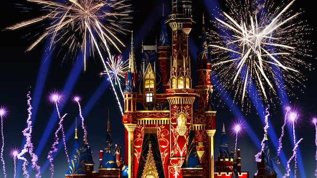 “Happily Ever After” New Fireworks Show Debuts in Walt Disney World