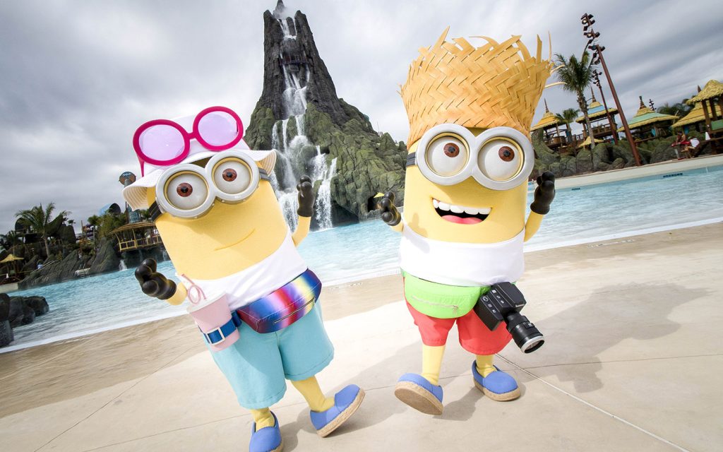 Tourist-Minions-Celebrate-Opening-of-Volcano-Bay