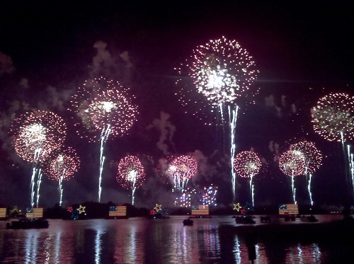 Celebrate 4th of July at Epcot