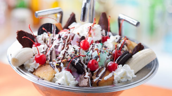 Have You Tried the Kitchen Sink at Beaches & Cream Soda Shop?