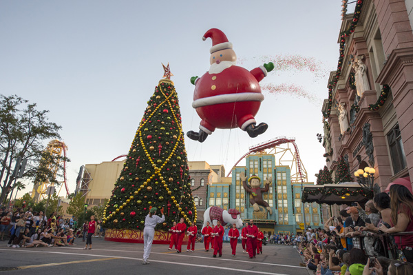 The All-New Universal’s Holiday Parade Featuring Macy’s