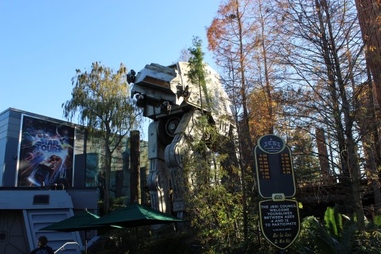 NEW Star Tours Scenes from Star Wars The Last Jedi