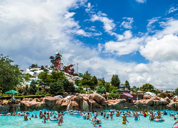 blizzard-beach-wave-pool-dw