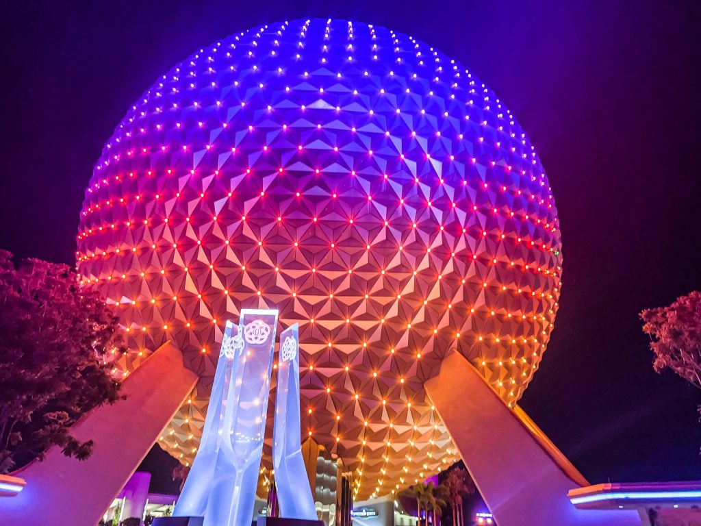 Did you know that space ship earth is one of the Epcot rides that locals love the most