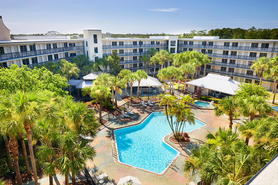 Staybridge Suites Kissimmee - Pool Area