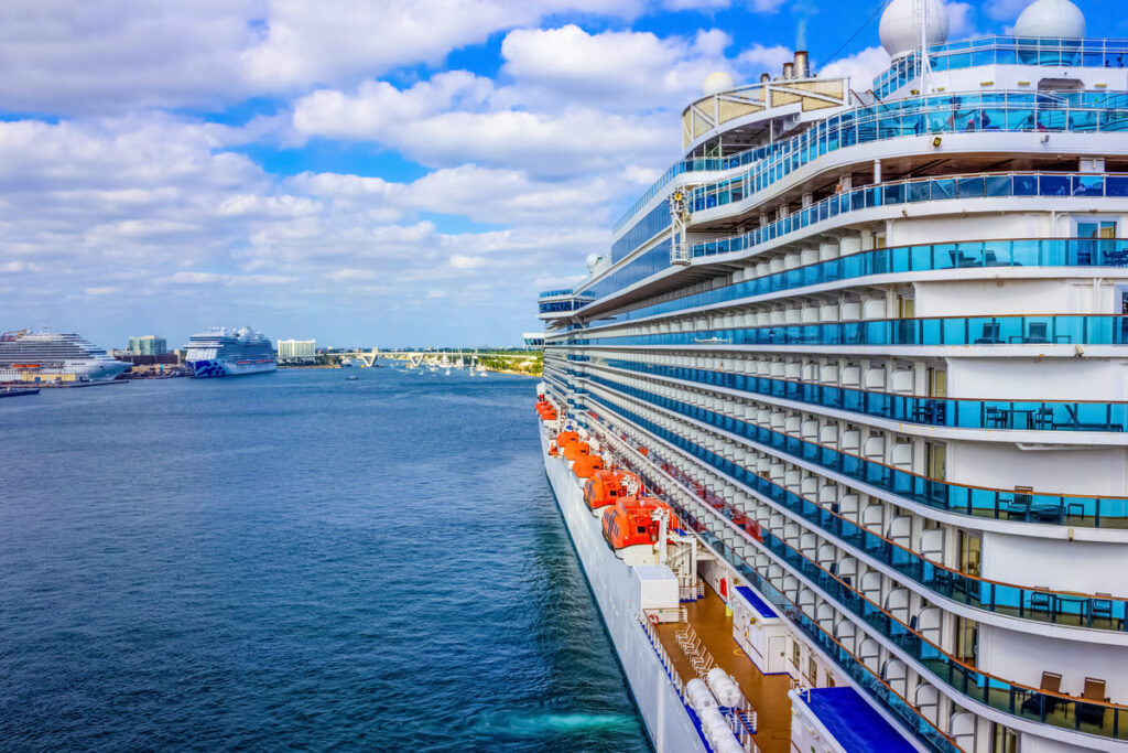 Big Cruise in port of fort Lauderdale